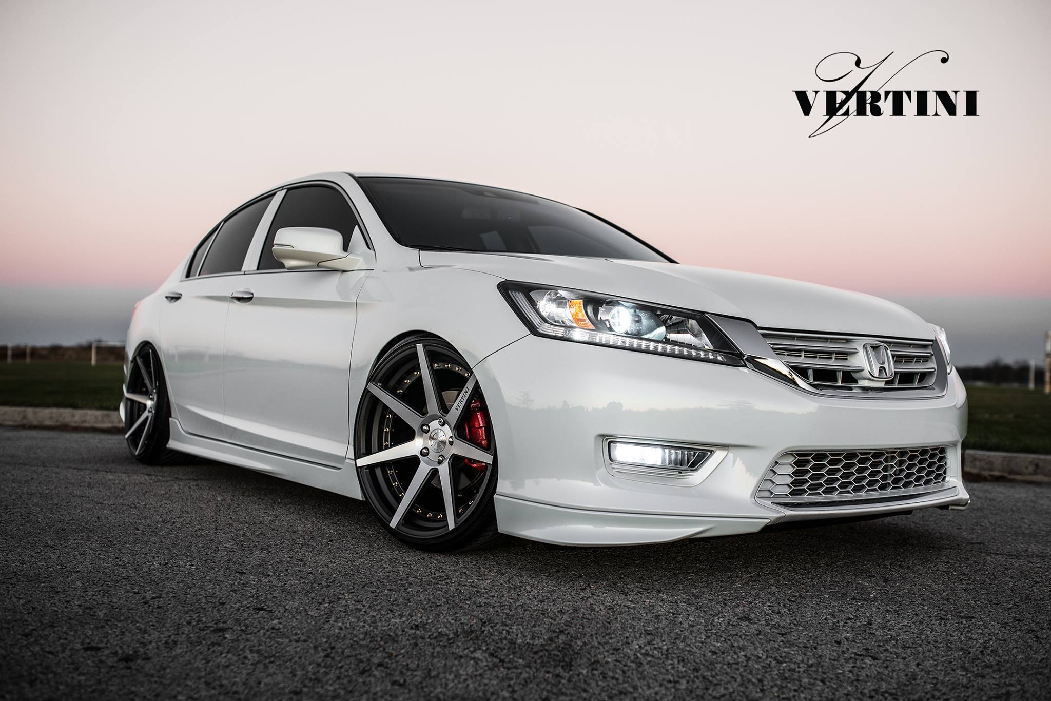 Vertini Dynasty Slate Grey Machine on Honda Accord Sedan